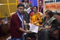 photo_6172257923414213912_y