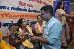 photo_6172257923414213927_y