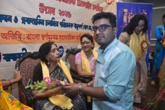 photo_6172257923414213928_y