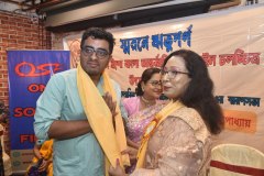 photo_6172257923414213936_y